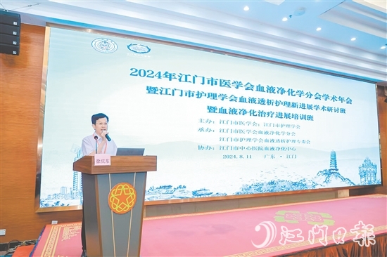 在醫(yī)院，徐慶東是患者的依靠。而在科研方面，他也取得了豐碩成果。