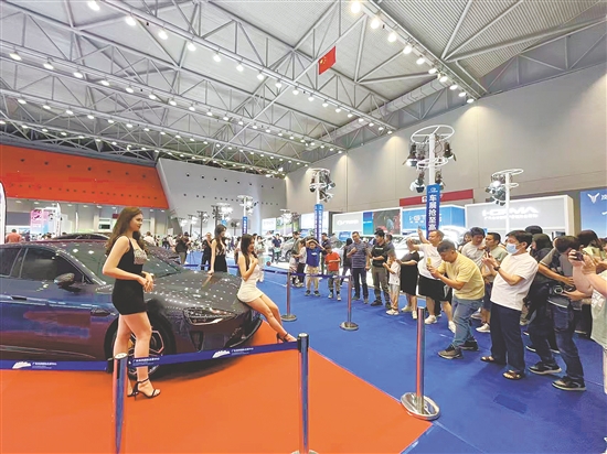 車展現(xiàn)場將有不少備受矚目的汽車品牌亮相。